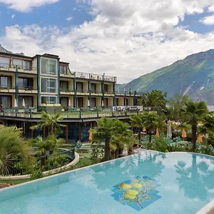 Alexander 4*, Limone sul Garda Italy